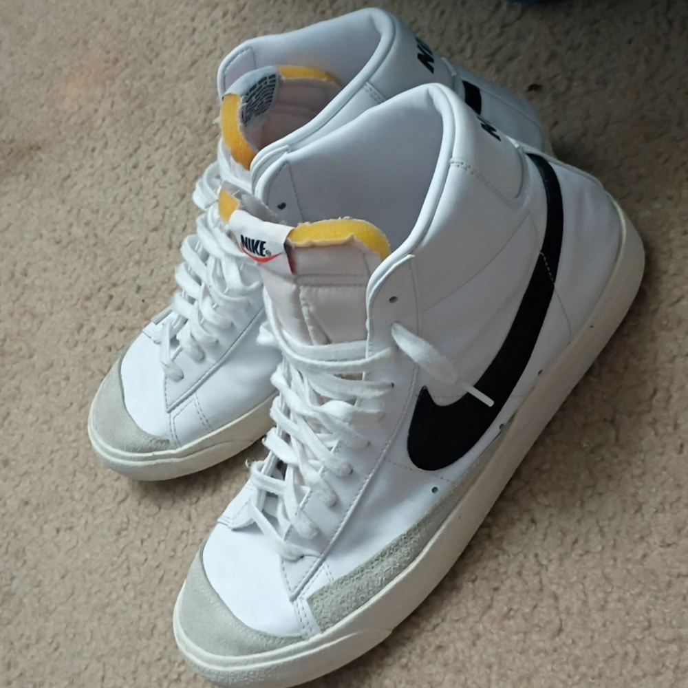 Nike Blazer Mid '77 Vintage Mens size 12